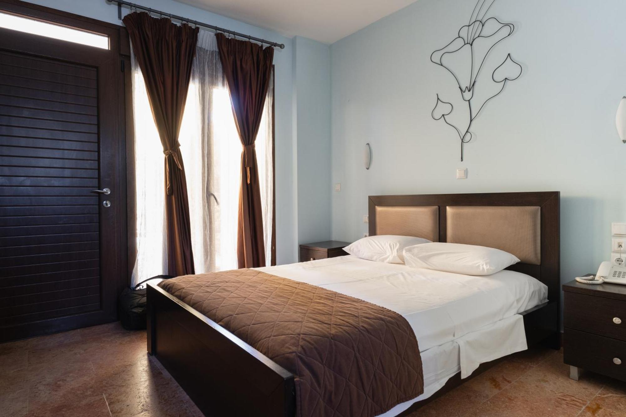 Hotel Makednos Нікіті Екстер'єр фото